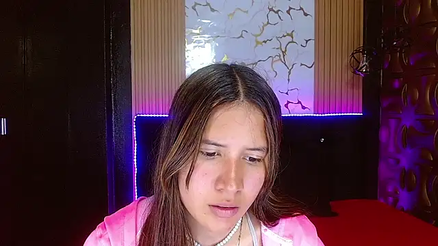 Snapshot of tinibunny chatting on October 2025 08:08:02 PM tinibunny online show from October 2025 08:08:02 PM