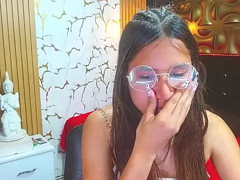 Snapshot of tinibunny chatting on November 2025 07:36:01 PM tinibunny online show from November 2025 07:36:01 PM