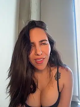 Snapshot of Lolathebaddie chatting on May 2026 04:48:01 PM Lolathebaddie online show from May 2026 04:48:01 PM