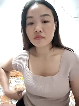 pusi xinh online show from October 2025 01:43:02 PM