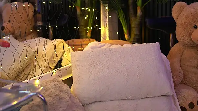 LuxenNoir online show from January 2026 05:23:01 AM