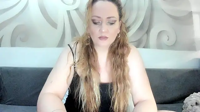 88  callmemadam  88 online show from December 2025 11:34:02 PM