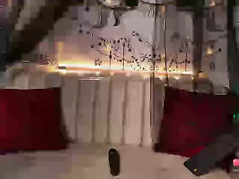 Snapshot of Vampy_doll chatting on October 2025 10:32:02 PM Vampy doll online show from October 2025 10:32:02 PM