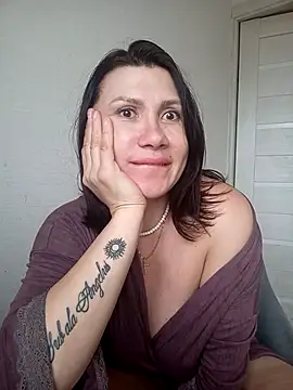 Ambika beauty online show from April 2026 07:17:02 AM