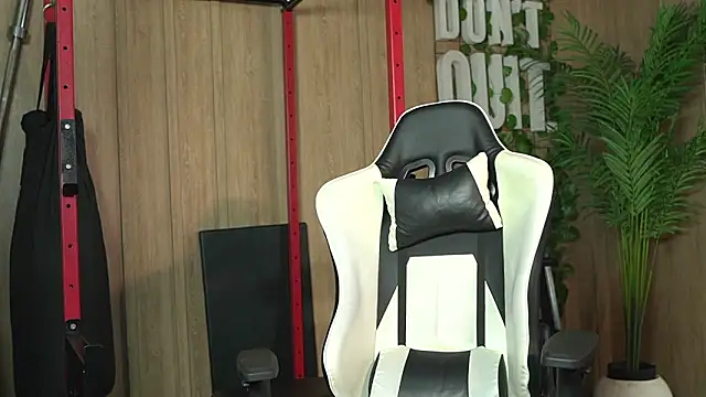 Reik Vonn online show from April 2026 12:21:01 PM