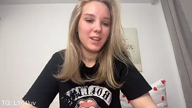 AIicaparkerc online show from February 2026 02:59:02 AM