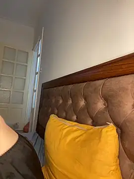 Milina123456 online show from November 2025 02:50:01 PM