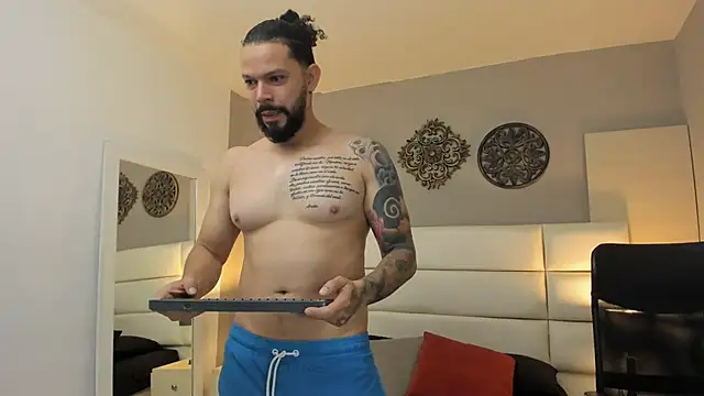 AlukardBig online show from February 2026 01:12:02 PM