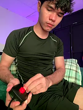 Im Camii online show from December 2025 06:03:02 PM