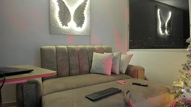 Snapshot of AmberEvans1 chatting on November 2025 01:30:02 AM AmberEvans1 online show from November 2025 01:30:02 AM