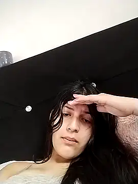 Thaila-Aurora online show from October 2025 04:40:02 PM