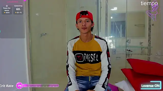 Snapshot of Mystic_temptation18 chatting on October 2025 02:56:02 AM Mystic temptation18 online show from October 2025 02:56:02 AM