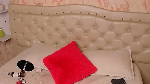 Snapshot of GabbiePrice chatting on February 2026 03:16:02 PM GabbiePrice online show from February 2026 03:16:02 PM