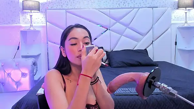 GabbiePrice online show from April 2026 11:48:02 AM