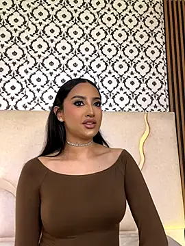 Snapshot of BEELLA_TAY1 chatting on November 2025 04:19:01 PM BEELLA TAY1 online show from November 2025 04:19:01 PM