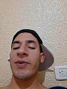 Snapshot of BodylessRivalry chatting on October 2025 06:34:01 AM BodylessRivalry online show from October 2025 06:34:01 AM