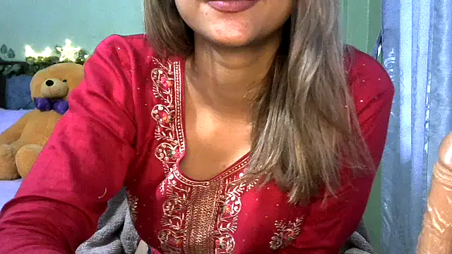 Snapshot of sanskari_girl chatting on May 2026 03:03:02 AM sanskari girl online show from May 2026 03:03:02 AM