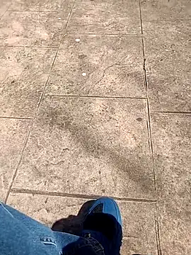 DEWOLT18 online show from April 2026 01:12:01 PM