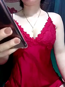 LeanaLy online show from April 2026 01:08:01 AM