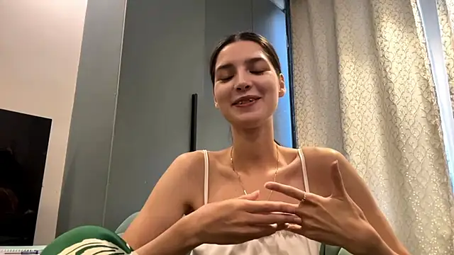 AlessiaChen online show from October 2025 08:09:01 AM