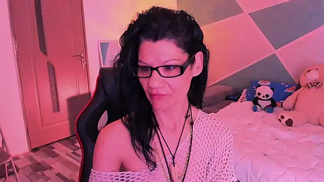 Snapshot of SweetSin40 chatting on April 2026 07:38:02 PM SweetSin40 online show from April 2026 07:38:02 PM