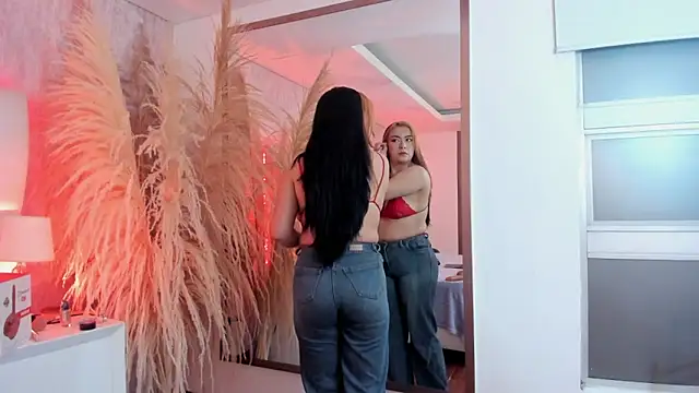 Ari lynn  online show from March 2026 03:25:01 AM