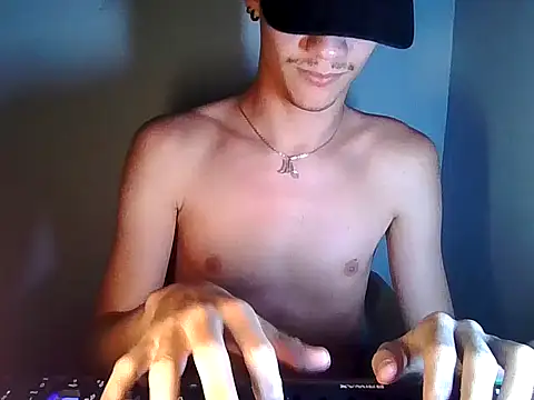 Snapshot of Santyingreg0 chatting on October 2025 09:57:01 PM Santyingreg0 online show from October 2025 09:57:01 PM