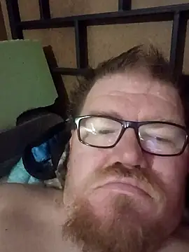 Spencer8181 online show from November 2025 05:17:01 AM