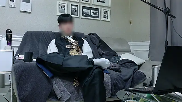 Snapshot of koreanboy2341 chatting on February 2026 02:24:01 PM koreanboy2341 online show from February 2026 02:24:01 PM