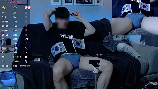 Snapshot of koreanboy2341 chatting on March 2026 01:18:01 PM koreanboy2341 online show from March 2026 01:18:01 PM