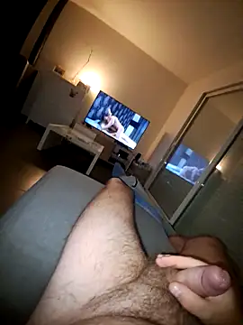 Snapshot of nico33000a chatting on February 2026 09:30:01 PM nico33000a online show from February 2026 09:30:01 PM