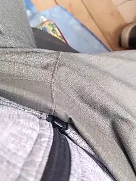 szabi1995 online show from October 2025 12:30:02 PM