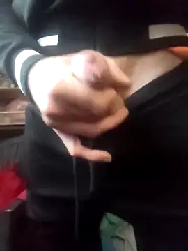 szabi1995 online show from December 2025 10:20:02 AM