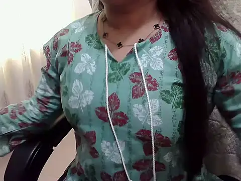 Snapshot of SexyRani2000 chatting on May 2026 05:35:01 AM SexyRani2000 online show from May 2026 05:35:01 AM