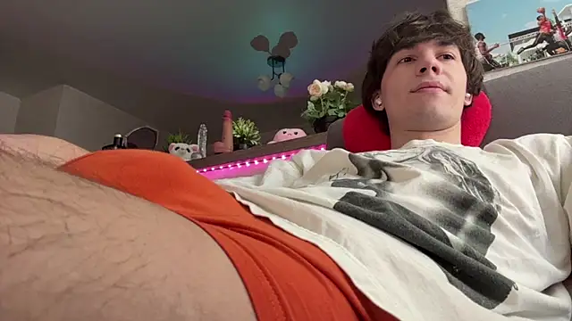 Jeremy1Scott online show from March 2026 07:59:01 AM