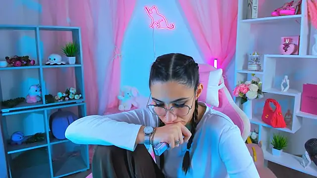 RebeckaThornton online show from November 2025 12:58:02 PM