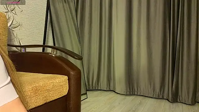 MissPompadure online show from March 2026 08:35:02 PM