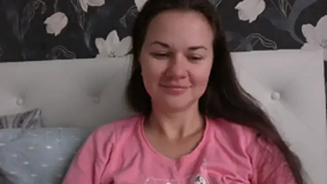 GiaaCaranggi online show from October 2025 07:12:01 AM