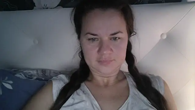 GiaaCaranggi online show from November 2025 05:29:01 AM