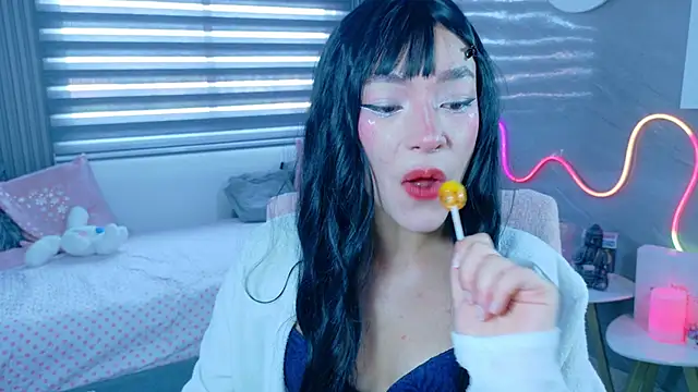 Naaomi cute online show from October 2025 07:48:02 PM