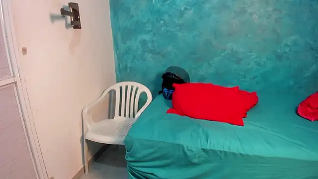 Snapshot of Sky_Wild chatting on February 2026 07:55:02 PM Sky Wild online show from February 2026 07:55:02 PM