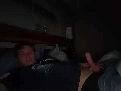 eddieeeeee1232 online show from November 2025 04:40:01 AM