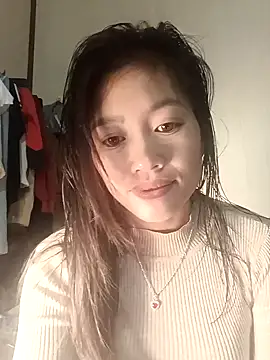 Snapshot of -Paige- chatting on January 2026 02:05:01 AM -Paige- online show from January 2026 02:05:01 AM