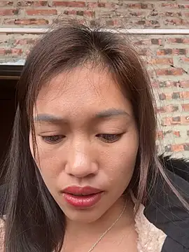 Snapshot of -Paige- chatting on February 2026 05:03:01 AM -Paige- online show from February 2026 05:03:01 AM