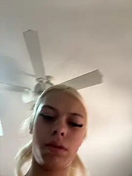 itspinkkk online show from October 2025 04:40:01 PM