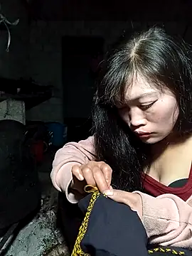 siusiu-00 online show from December 2025 12:21:01 PM