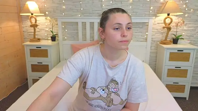 Snapshot of Soft_Lilly chatting on May 2026 05:15:01 AM Soft Lilly online show from May 2026 05:15:01 AM