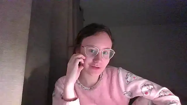 LuckySLove online show from January 2026 08:22:01 PM