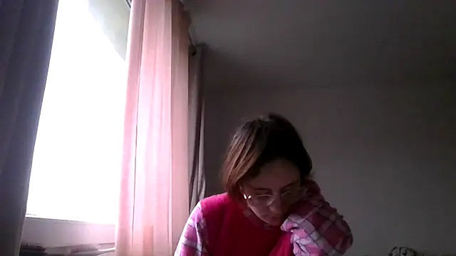 Snapshot of LuckySLove chatting on February 2026 03:32:01 PM LuckySLove online show from February 2026 03:32:01 PM