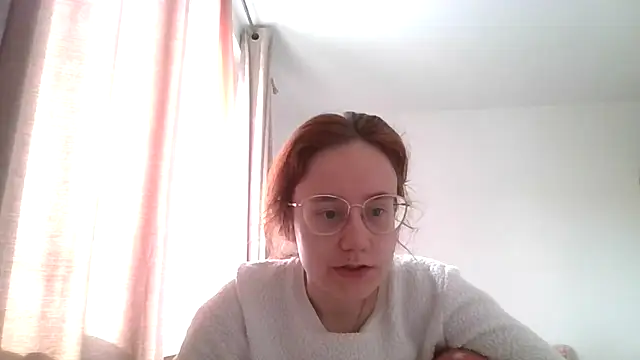 LuckySLove online show from May 2026 03:19:01 PM
